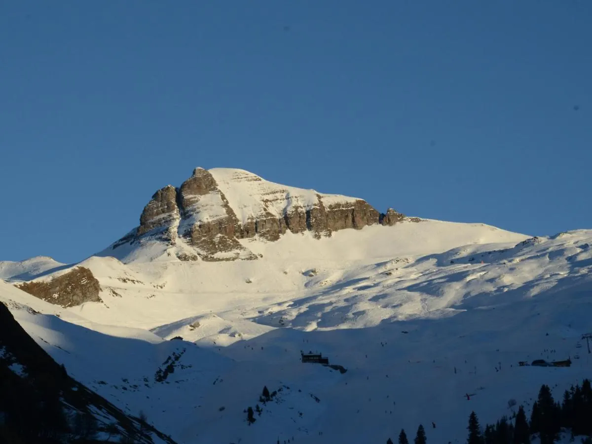 Appartement Lumineux Au Pied Des Pistes Avec Piscine, Parking, Spa Et Grande Terrasse - Fr-1-425-18 Flaine 0*,  France